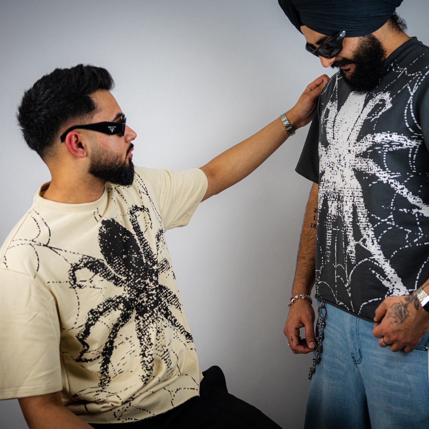 Arachnides Tee